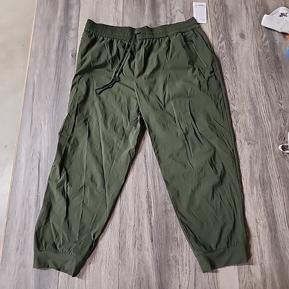 Athleta Trekkie North Jogger Dark Green Size 1X Pants with Zipper Pockets - Picture 3 of 5